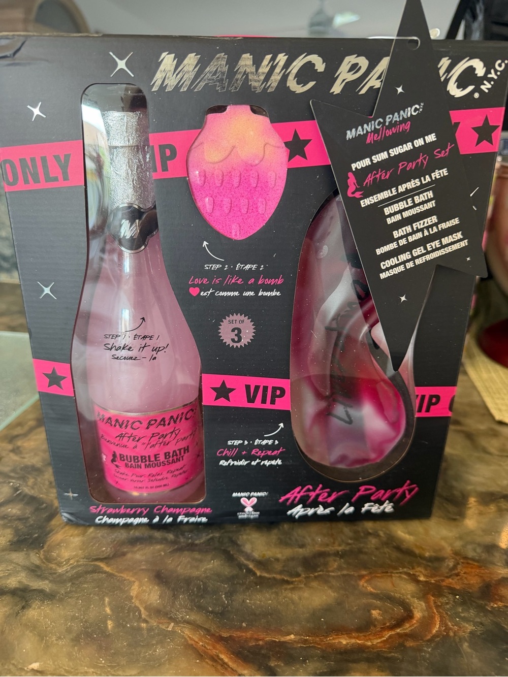Manic Panic -  Bubble Bath & Eye Mask Set - Pink